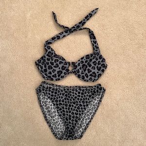 Vintage Victoria’s Secret Grey & Black Leopard Print Bikini
